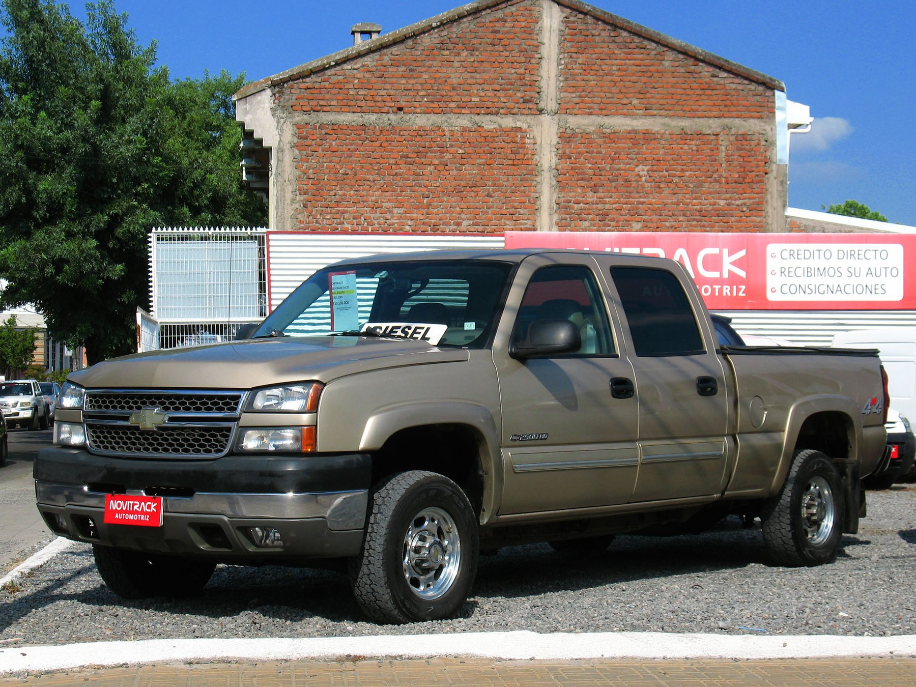 Truck Chevrolet SILVERADO LT 2500 HD