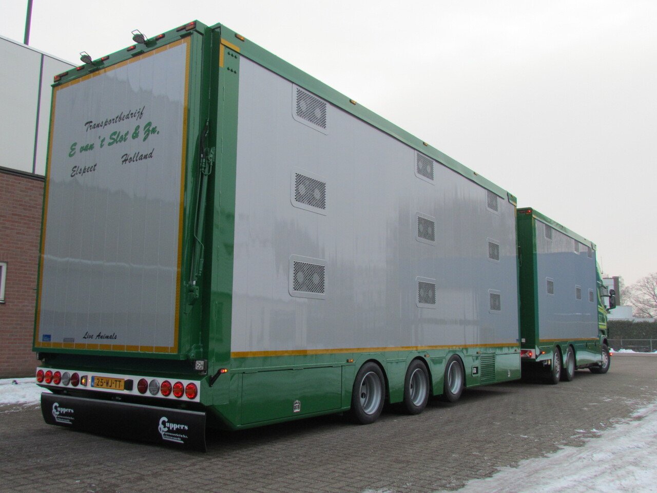 Trailer Cuppers AHW 8-8