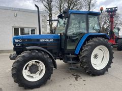 Ford NEW HOLLAND 7840 4WD