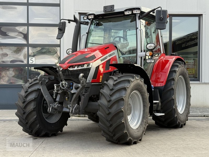 Tractor Massey Ferguson MF 5S.115