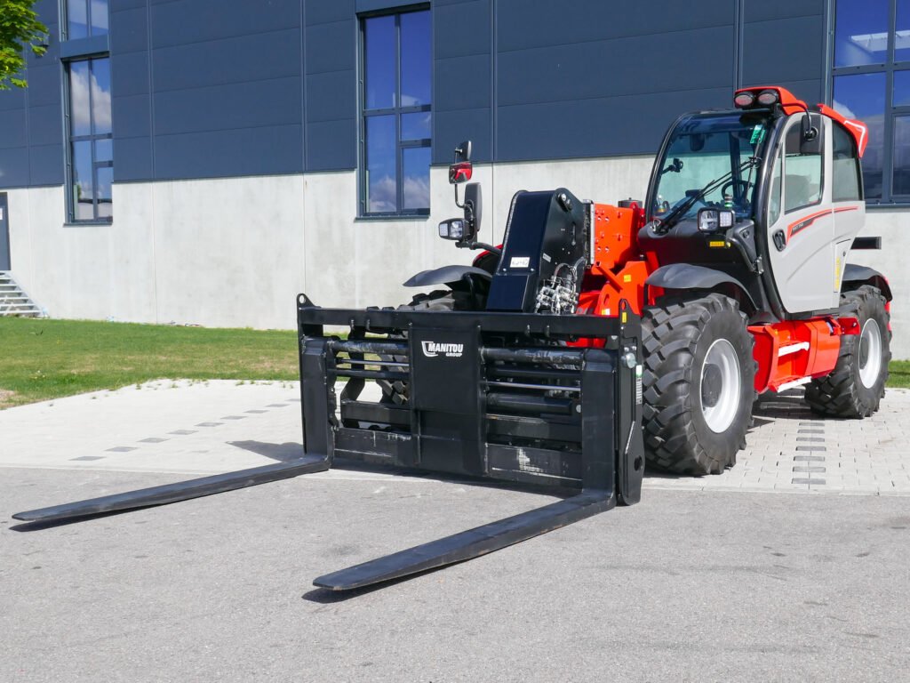 Ładowarka teleskopowa Manitou MHT 790 ST4
