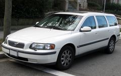 Volvo 5D STW V70 2.5-AUTOMATIC-LW51/266