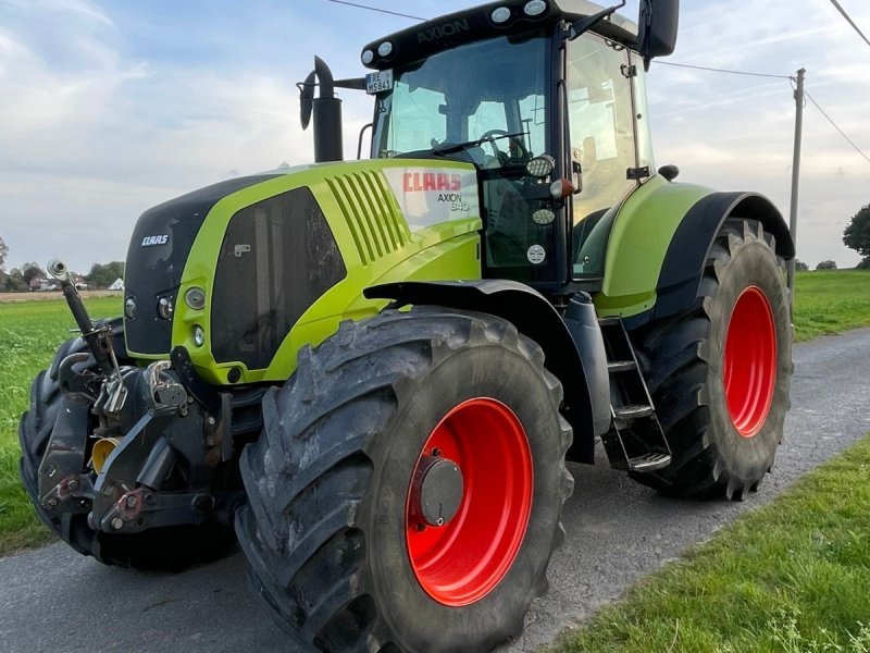 Traktor CLAAS Axion 840