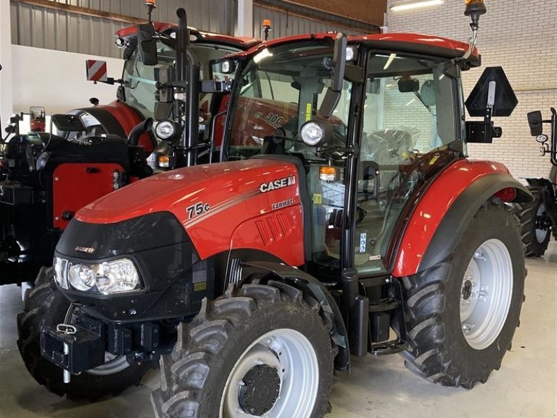 Tractor Case IH FARMALL 75C FLAT DECK (2011-2014) 4WD