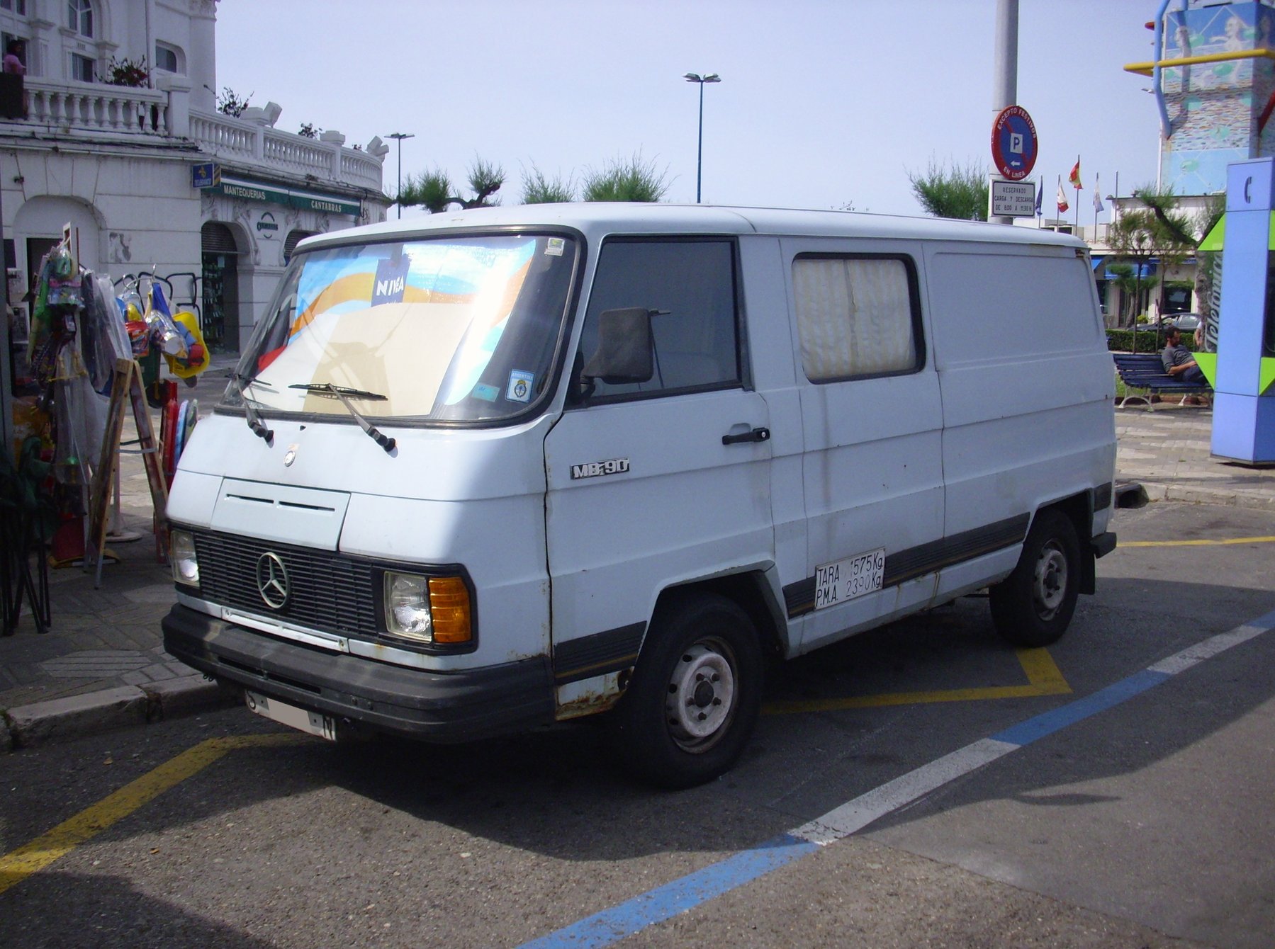 Van Mercedes Benz MB100 L