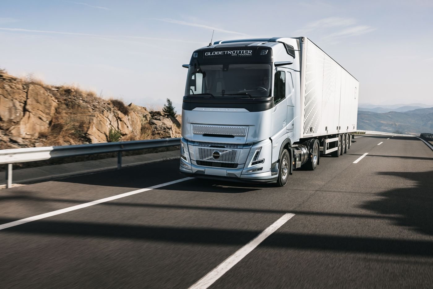 Truck Volvo 9 6X2R FAL8.0 RADT-A 8 MED