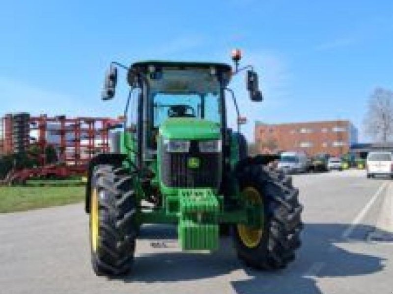 Tractor John Deere 6110-M-4X4/240