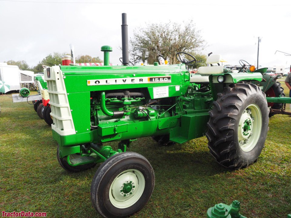 Tractor Oliver 1550