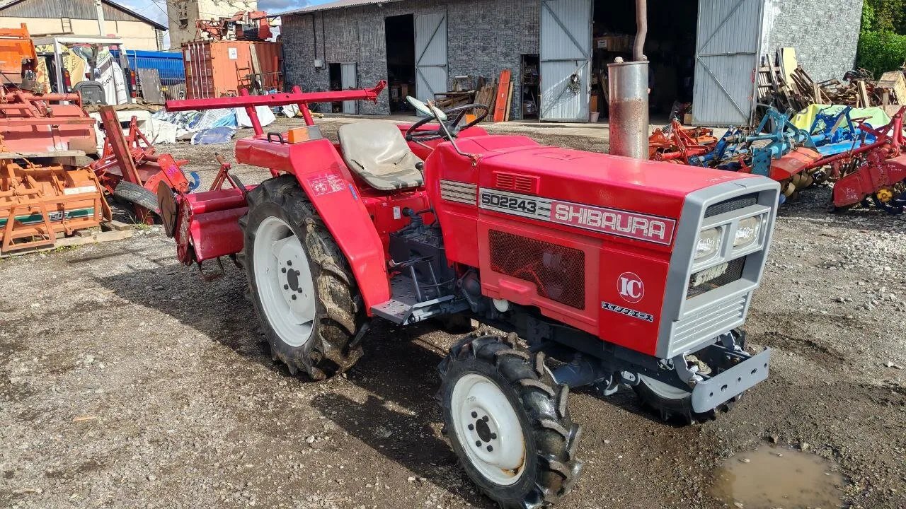 Tractor Shibaura SD2243