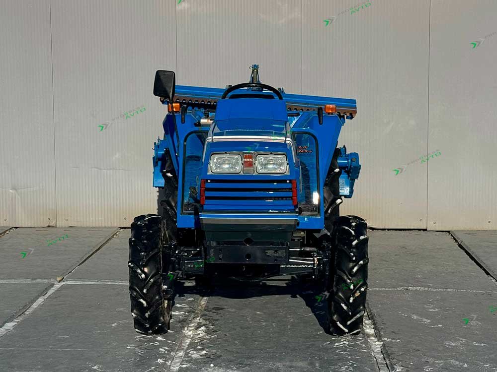 Tractor Iseki TA230