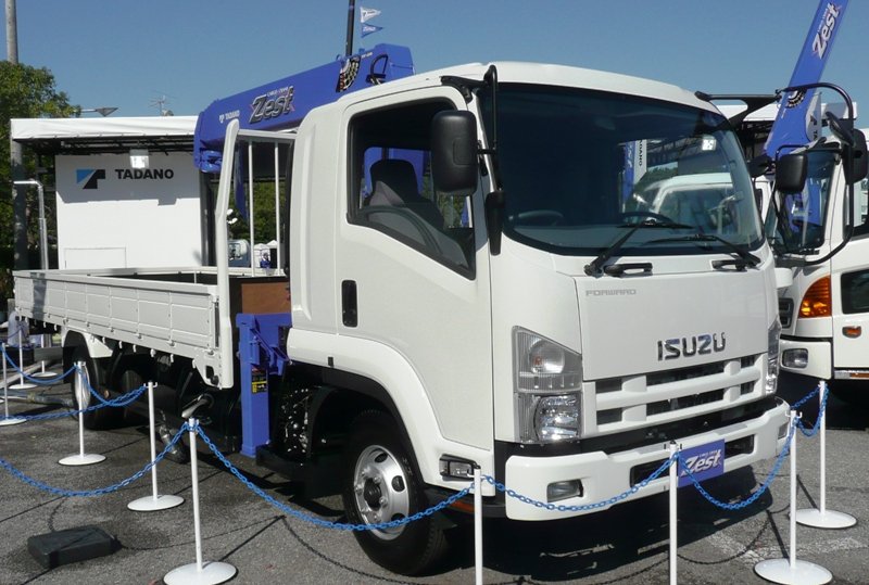 Taktische Lkw Isuzu Forward
