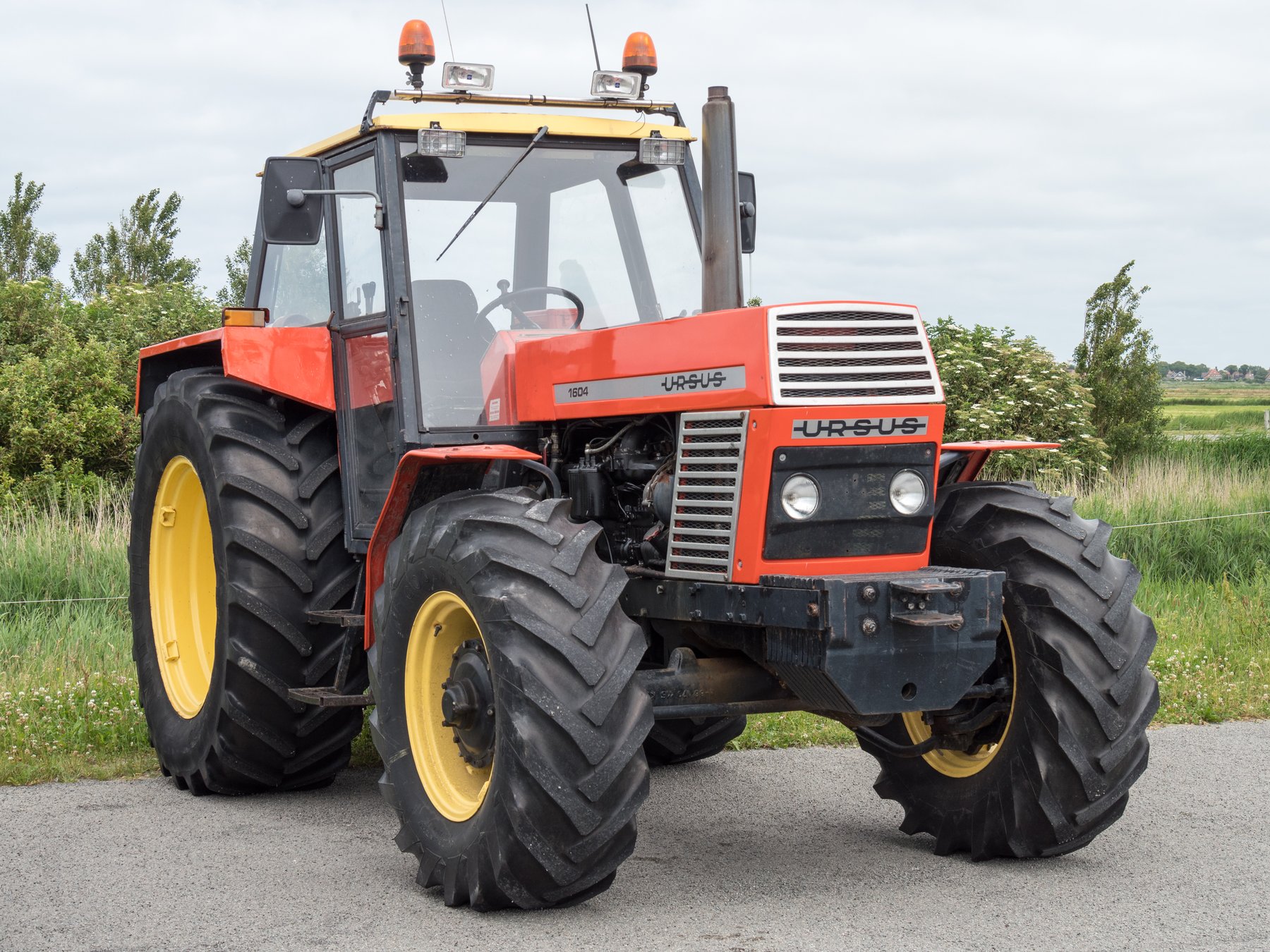 Tractor Ursus 6014