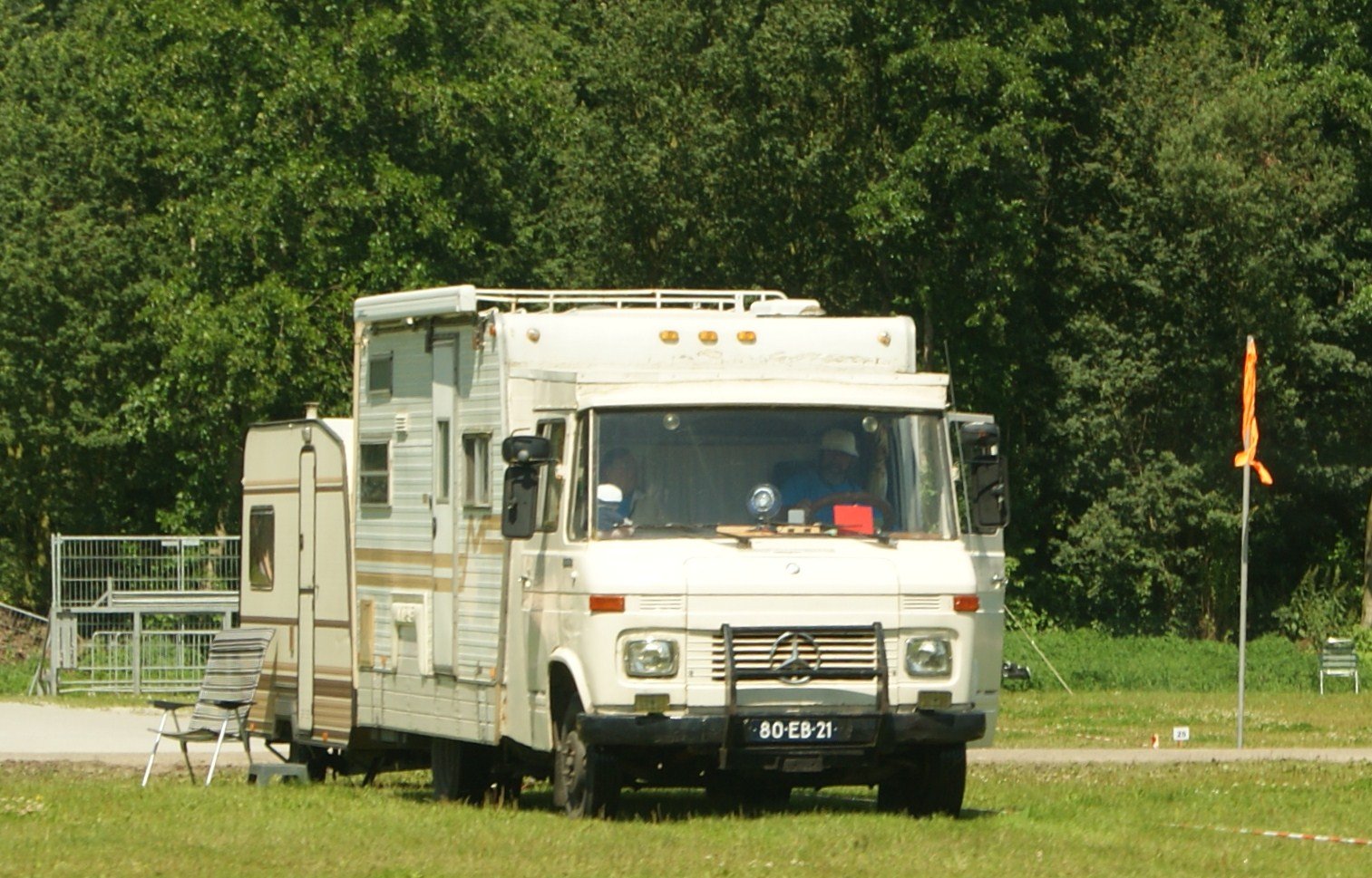 Truck Mercedes Benz L 608 D