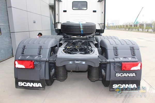Samochód ciężarowy Scania G380 6X2