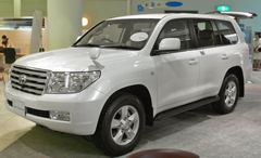 Toyota LAND CRUISER 200