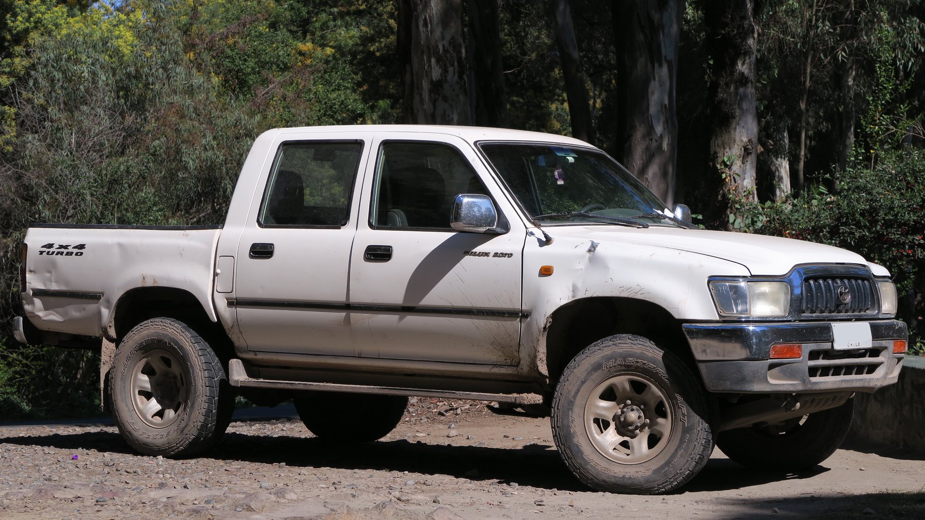 Van Toyota HILUX SR 3.0