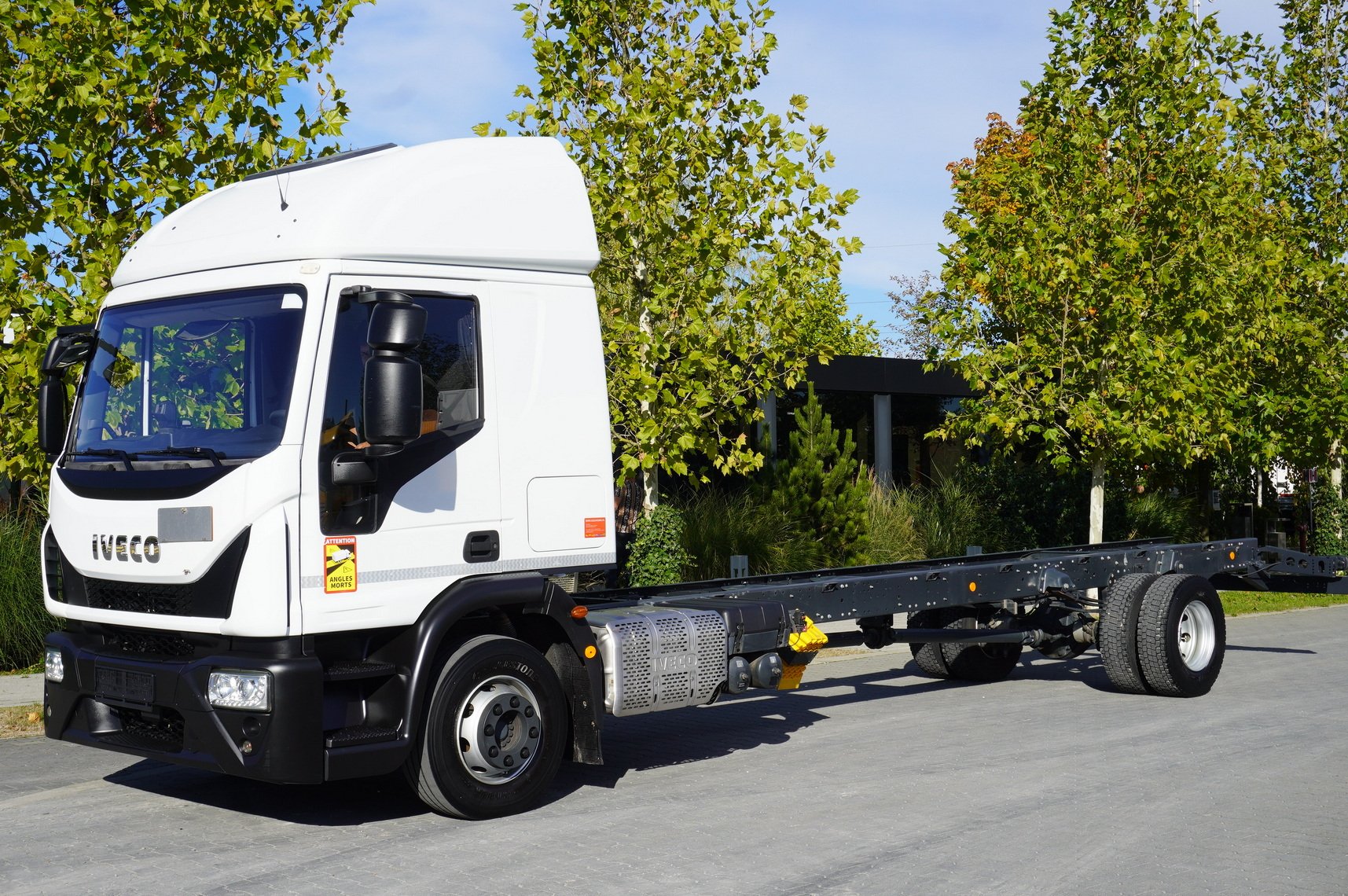 Truck Iveco 80E17/419