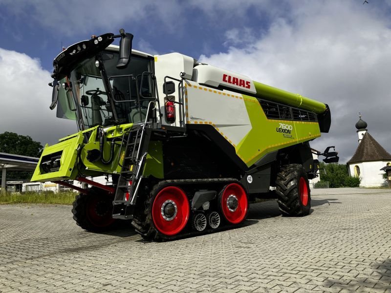 Harvester CLAAS LEXION 7600 TT (C85)