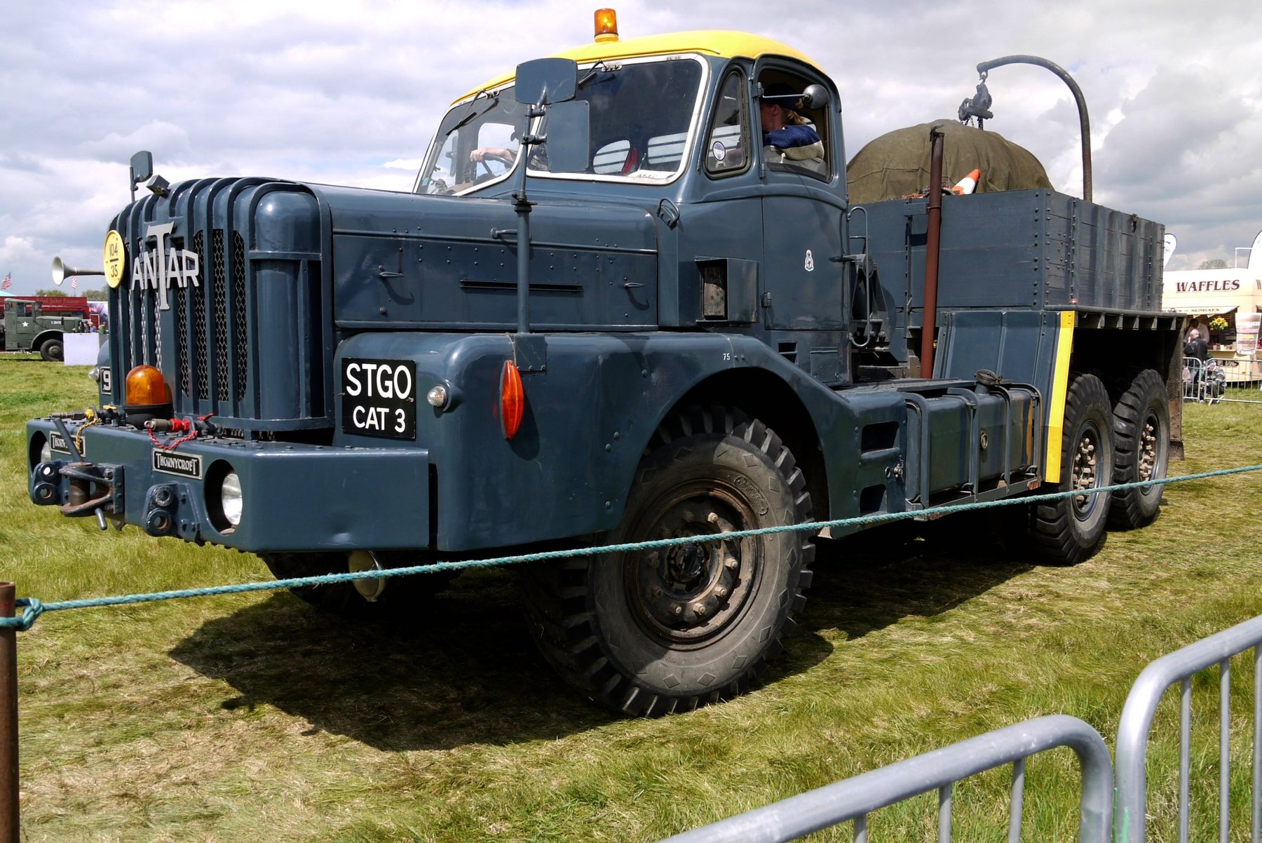 Tractor Thornycroft 355