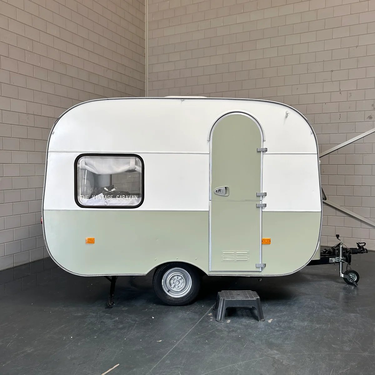 Przyczepa Adria 305 JR