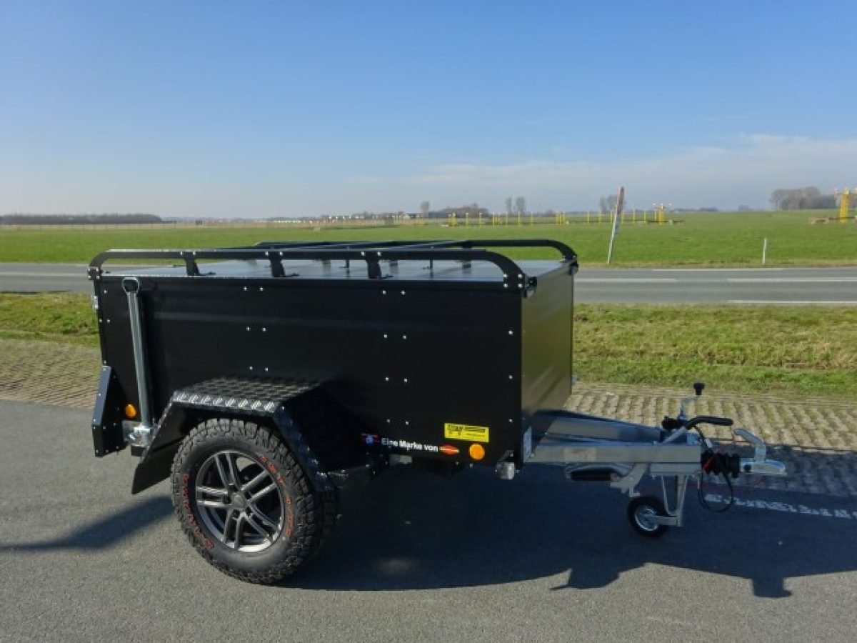 Trailer Titan Jelsum REBEL4