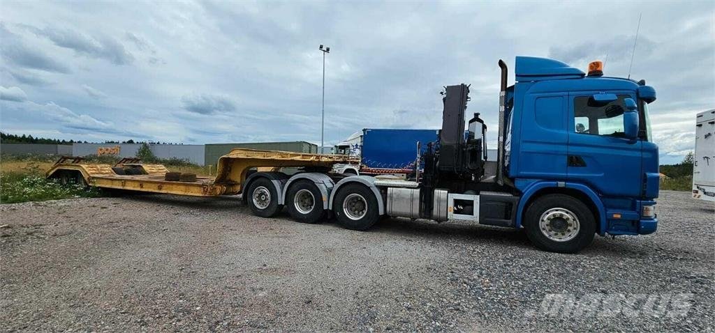 Truck Scania 144 GB-8X4/194+236+145