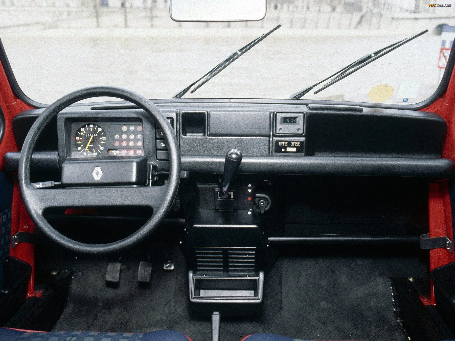 Samochód dostawczy Renault 4ov 2290cm3
