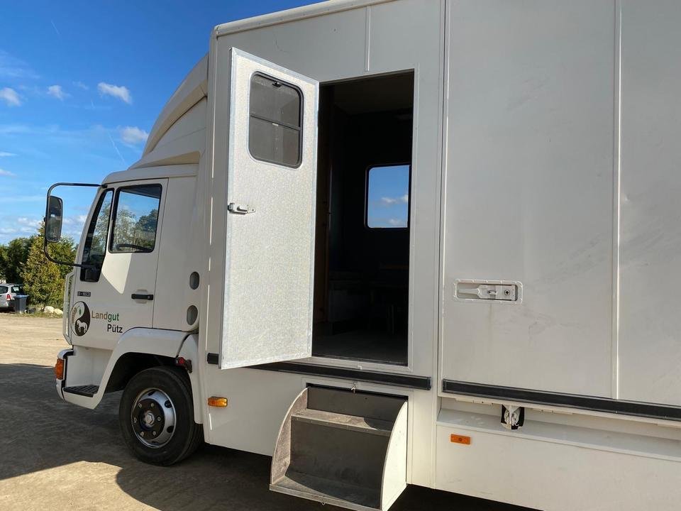 Trailer RICE SHOWMAN
