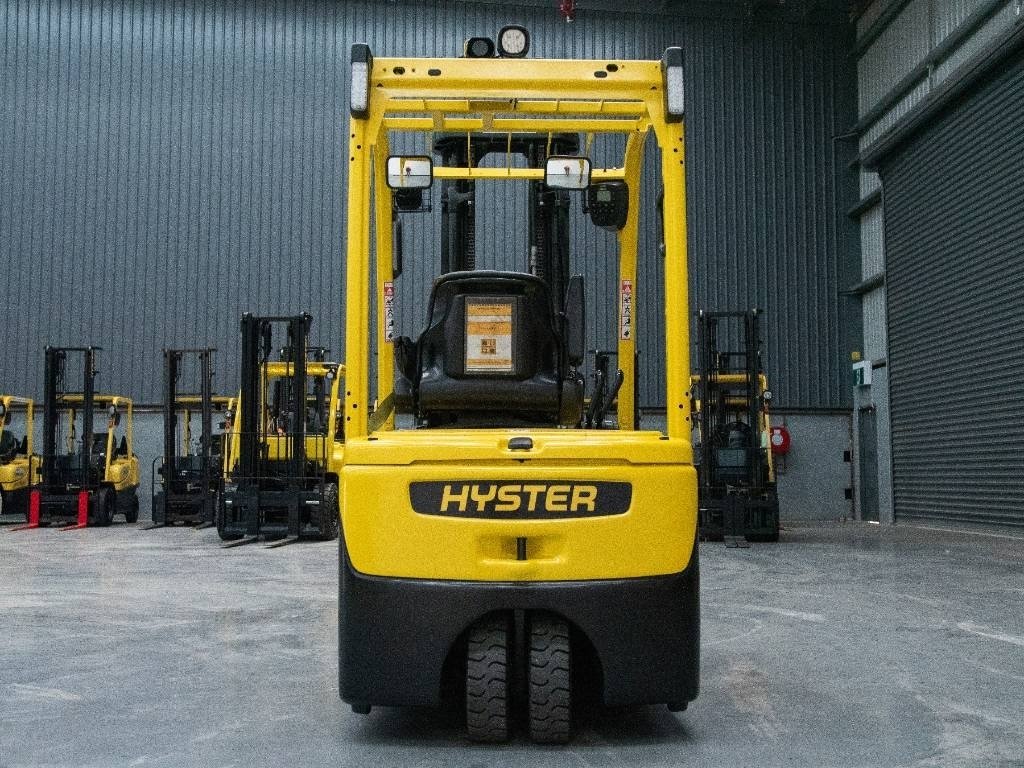 Warehouse equipment Hyster J1.8XNT(LWB)