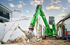 Sennebogen The long-front demolition machine for demanding demolition tasks