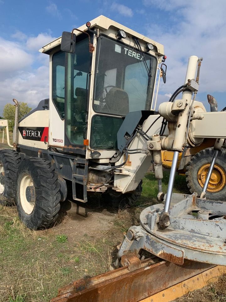 Grader Terex TG150