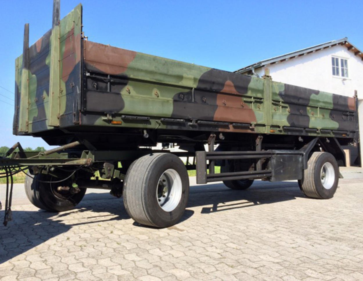 Trailer Kässbohrer BASIC