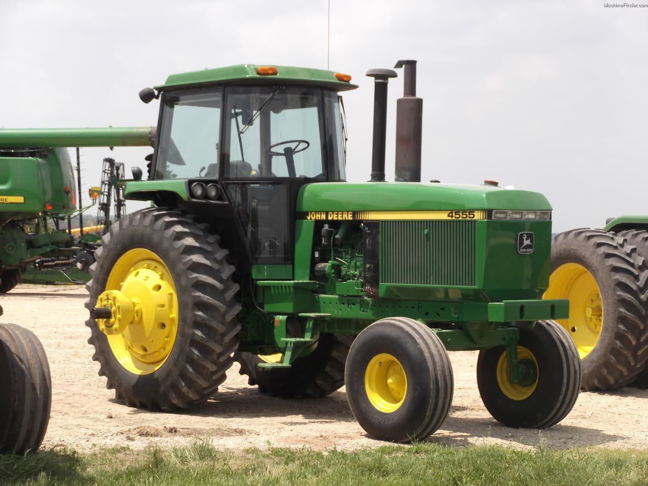 Tractor John Deere 4555 (A)