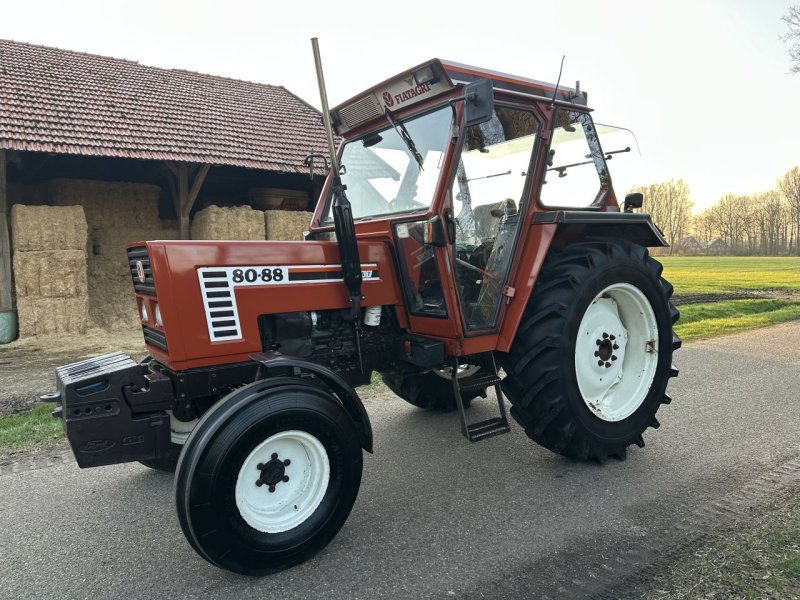Tractor Fiat 80-88/80-88 DT