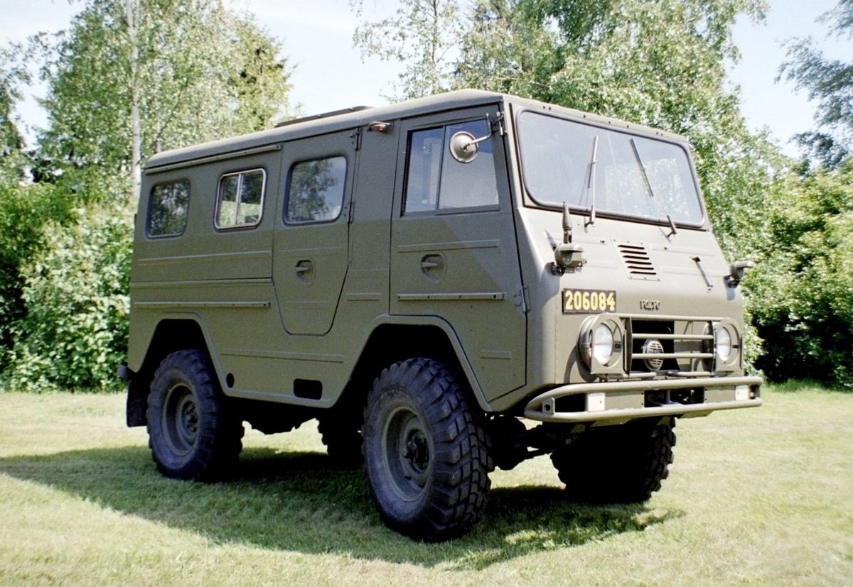 Van Volvo C202 VCA 4X4