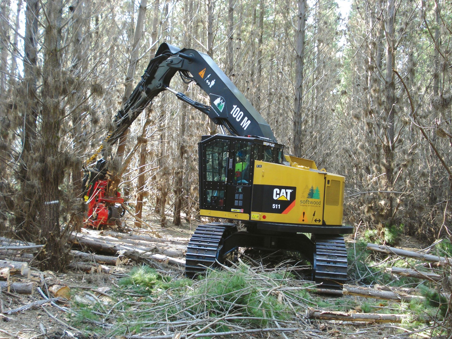 Forstmaschine Caterpillar 551