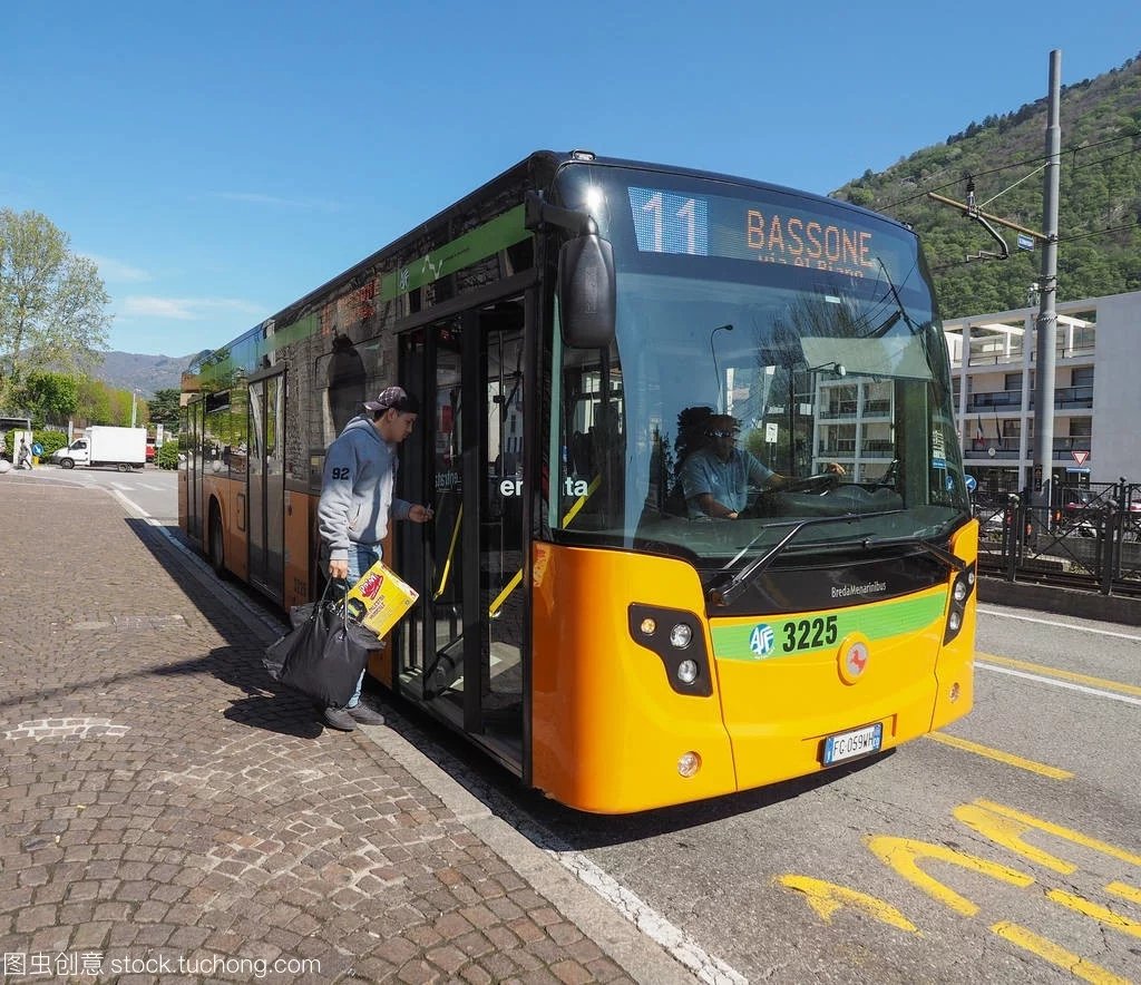 Busse & Reisebusse Tatra 13