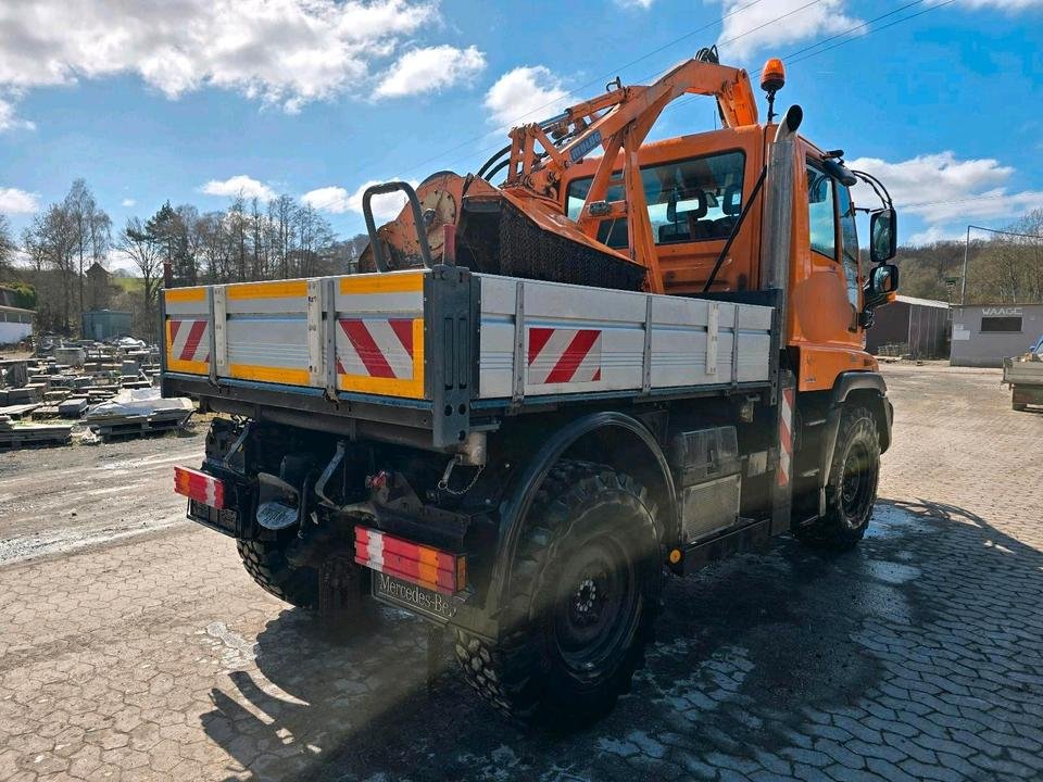 Truck Mercedes Benz UGE-453