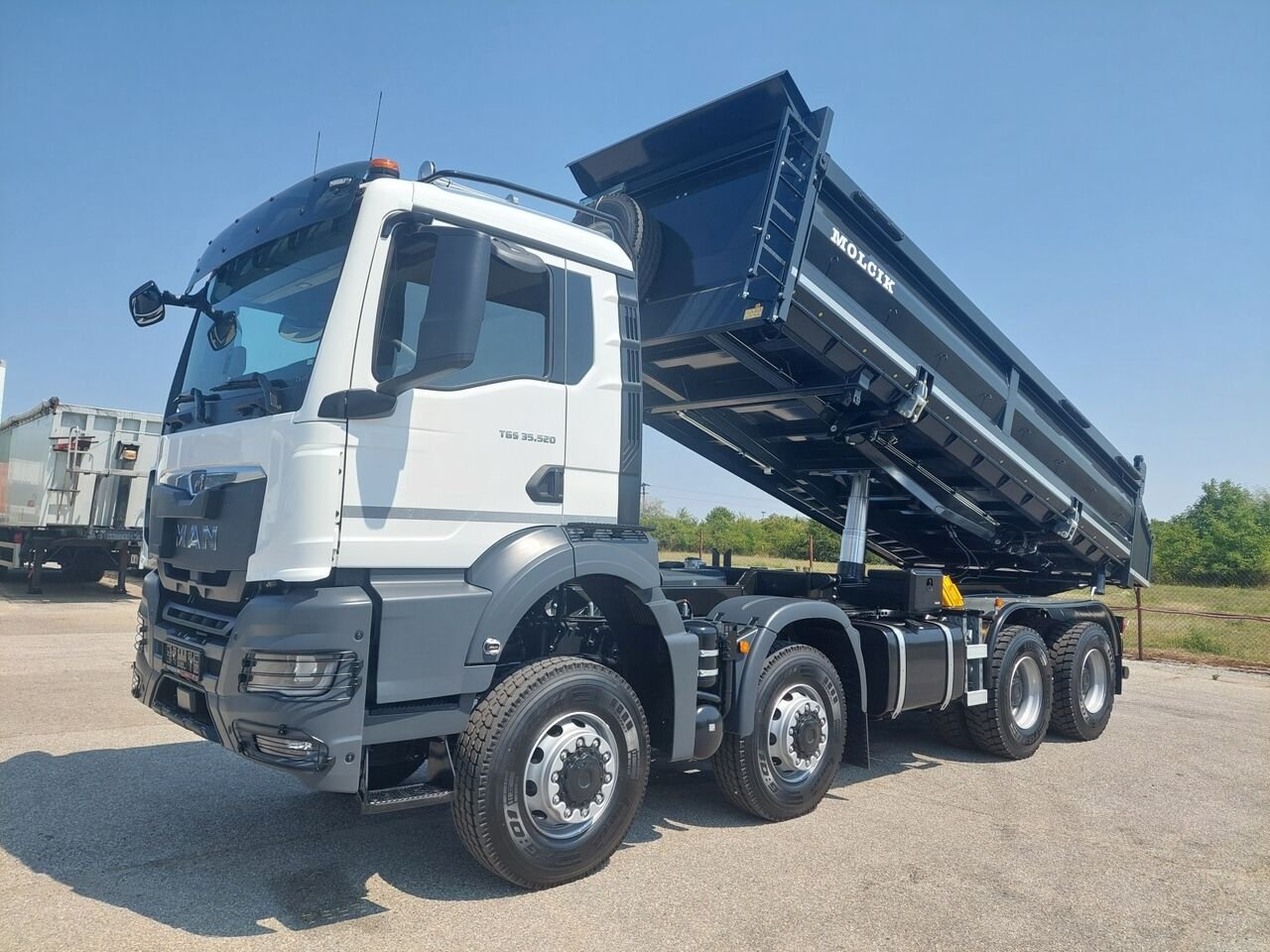 MAN 35 8x6 BB