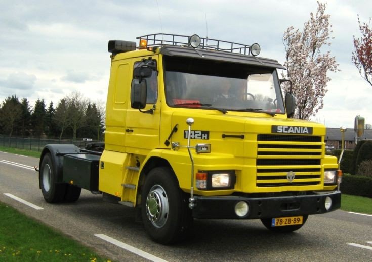 Truck Scania T 142 H 4X2LS54