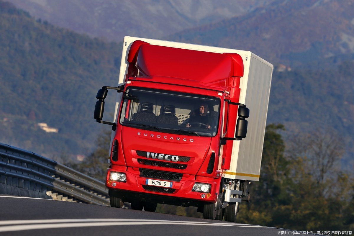Truck Iveco EUROCARGO 150E19S S-A