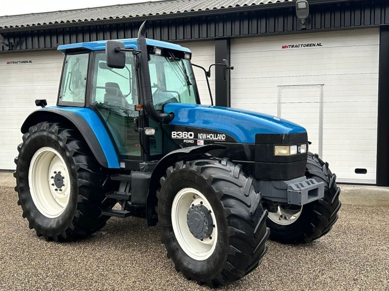 Tractor New Holland 8360DT