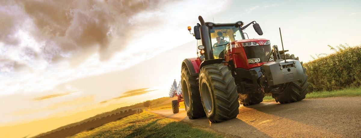 Massey Ferguson 8735