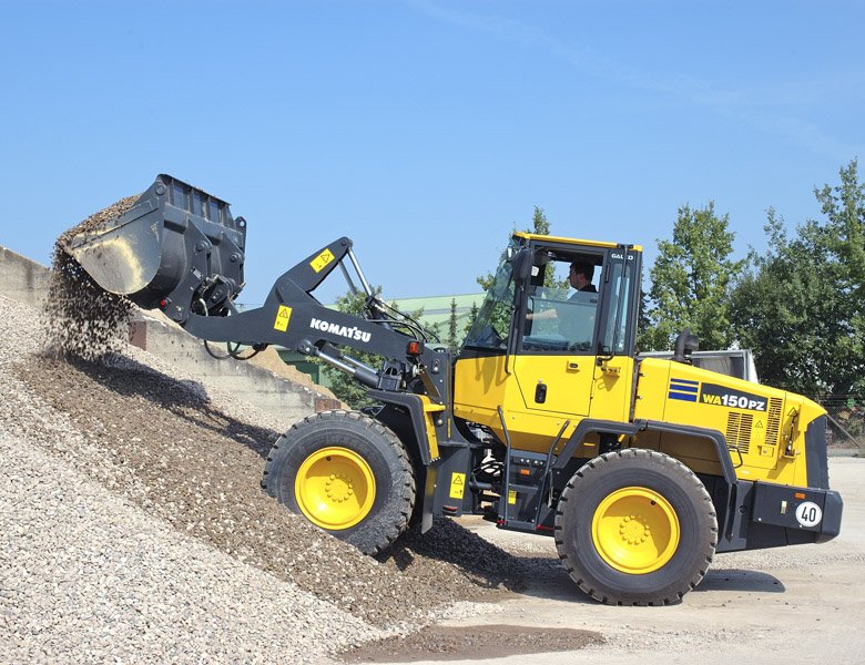 Komatsu WB150-2N