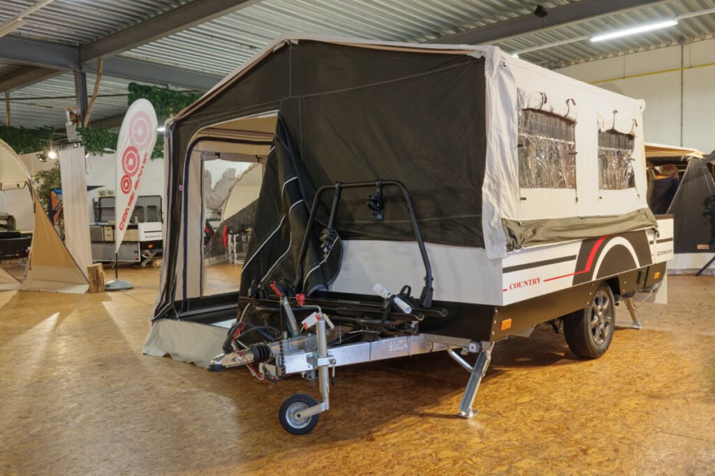 Light trailers up to 750 kg Combi-Camp SPEED 400 S
