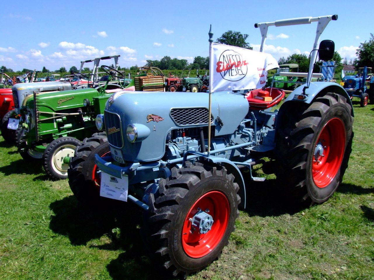 Traktor Eicher EA 400