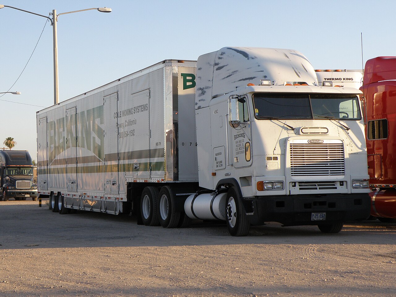Freightliner FLB