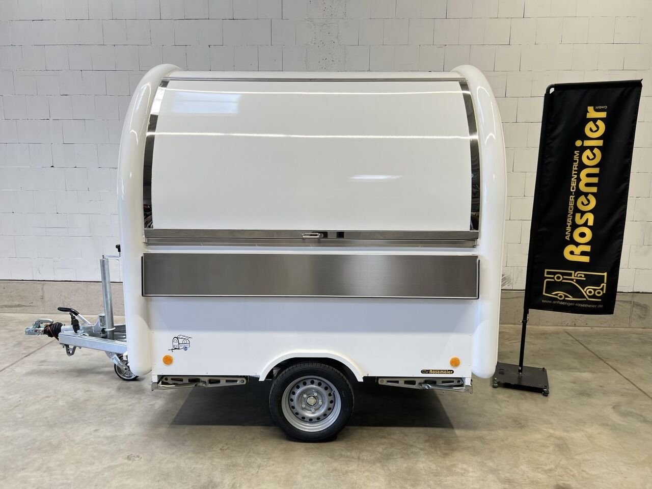 Bk Market Trailers E2500VK
