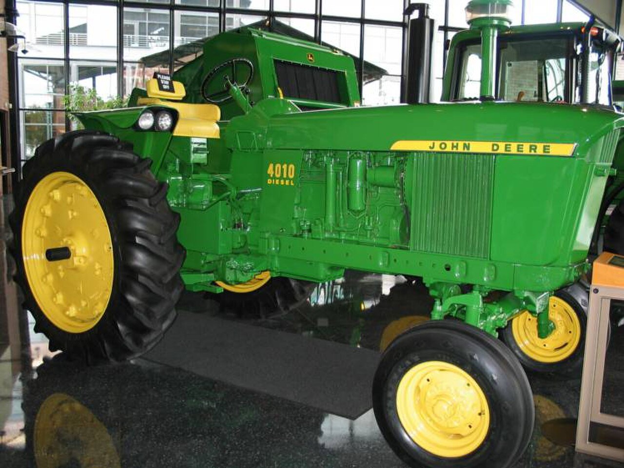 Deere & Company 4024T