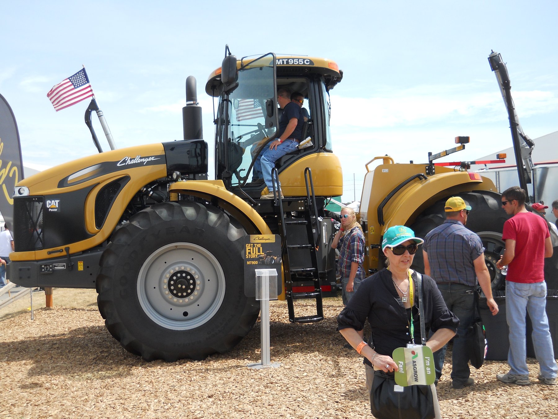 Challenger MT955B